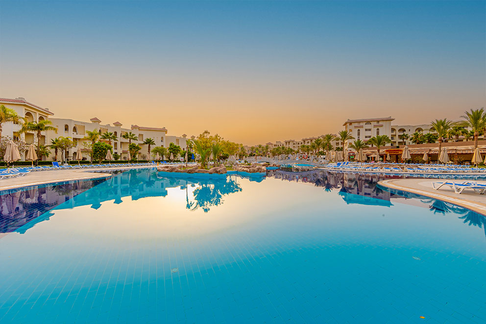 Serenity Makadi Afbeelding